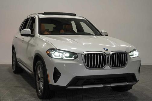 Mineral White Metallic 2023 BMW X3 sDrive30i