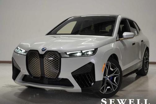 2025 BMW iX xDrive50