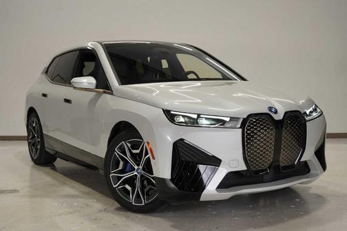 2025 BMW iX xDrive50