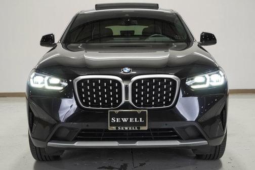 2022 BMW X4 xDrive30i