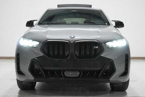 2025 BMW X6 M60i