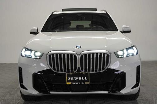 Alpine White 2026 BMW X5 sDrive40i