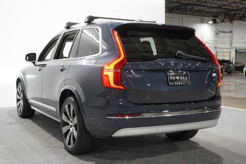 Denim Blue Metallic 2022 Volvo XC90 Recharge Plug-In Hybrid T8 Inscription Extended Range 7P