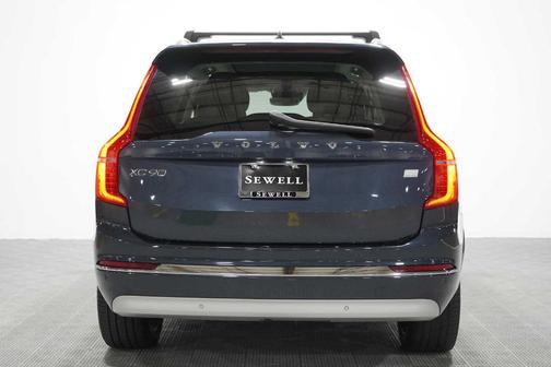 Denim Blue Metallic 2022 Volvo XC90 Recharge Plug-In Hybrid T8 Inscription Extended Range 7P
