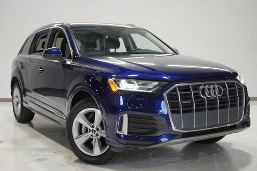 2022 Audi Q7 45 Premium