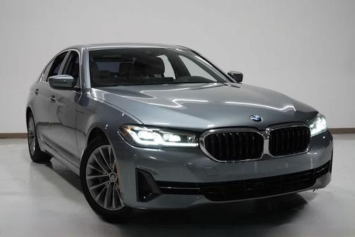 2022 BMW 530 i