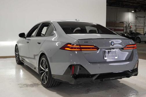 2024 BMW 540 i xDrive