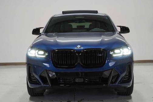 2023 BMW X4 M40i