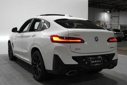 Alpine White 2023 BMW X4 xDrive30i
