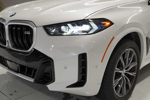 2026 BMW X5 M60i