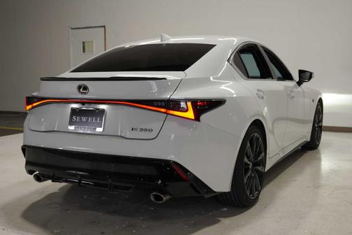 2024 Lexus IS 350 F SPORT Design