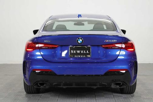 Portimao Blue Metallic 2026 BMW M440 i xDrive