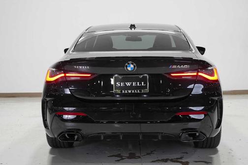 2024 BMW M440 i