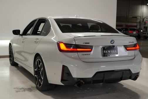 2025 BMW 330 i xDrive