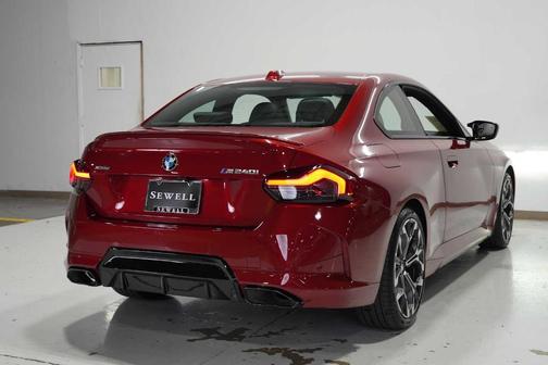 2025 BMW M240 i xDrive