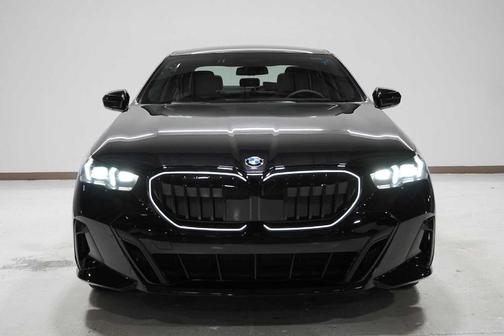 2026 BMW 540 i xDrive