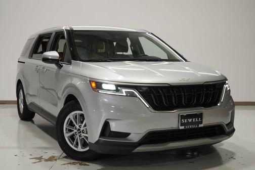 2022 Kia Carnival LXS