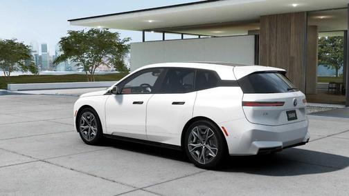 2026 BMW iX xDrive45