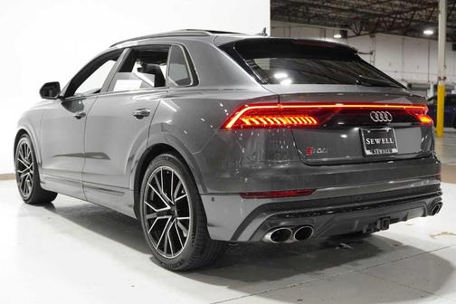 2021 Audi SQ8 4.0T quattro Premium Plus