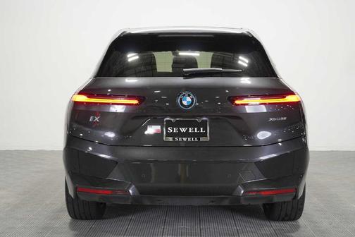 Dark Graphite Metallic 2024 BMW iX xDrive50