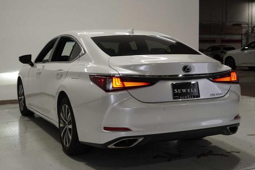 2019 Lexus ES 350 