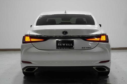 2019 Lexus ES 350 