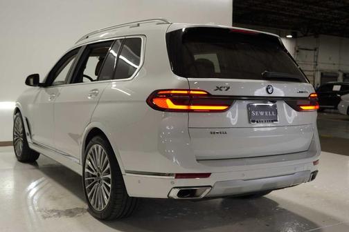 2026 BMW X7 xDrive40i