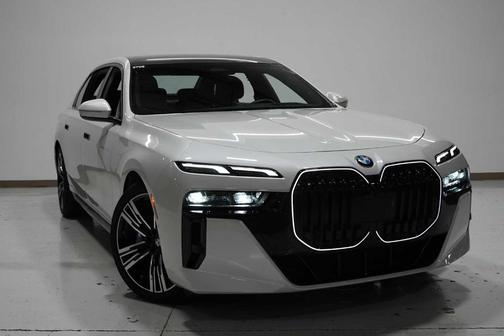 2024 BMW 760 760i xDrive