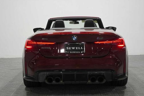Aventurin Red Metallic 2025 BMW M4 Competition xDrive