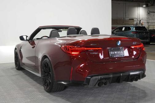 Aventurin Red Metallic 2025 BMW M4 Competition xDrive