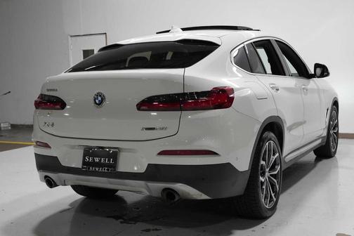 2021 BMW X4 xDrive30i