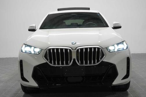 Alpine White 2026 BMW X6 xDrive40i