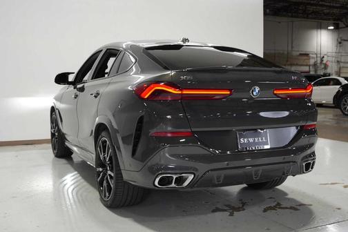 2025 BMW X6 M60i