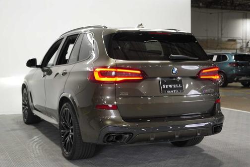2023 BMW X5 M50i