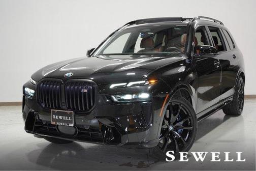 2024 BMW X7 M60i