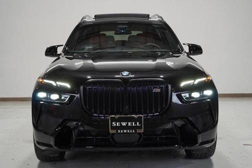 2024 BMW X7 M60i