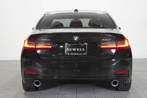 Black Sapphire Metallic 2025 BMW 330 i