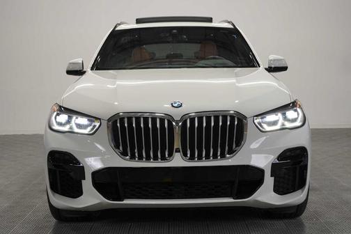Alpine White 2023 BMW X5 xDrive40i