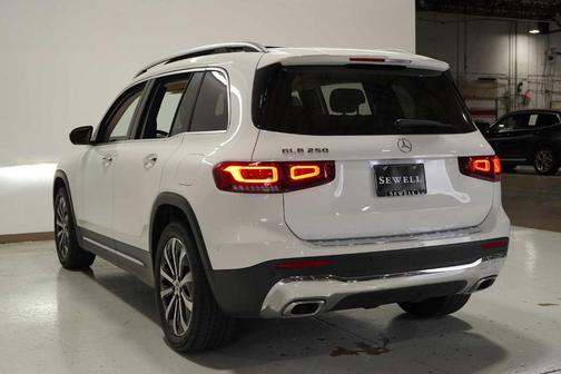 2023 Mercedes-Benz GLB 250 Base