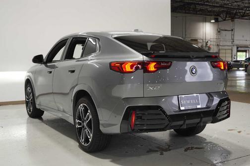 2025 BMW X2 xDrive28i
