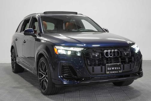 Waitomo Blue Metallic 2025 Audi Q7 55 Prestige