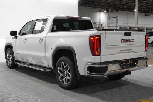 Summit White 2023 GMC Sierra 1500 SLT