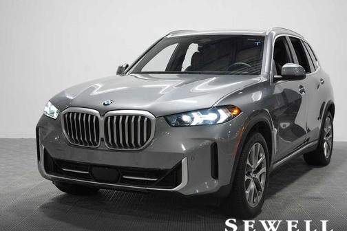 Gray Metallic 2024 BMW X5 xDrive40i