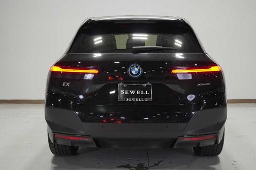 2022 BMW iX xDrive50
