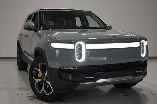 2023 Rivian R1S Adventure Quad Motor Large Pack