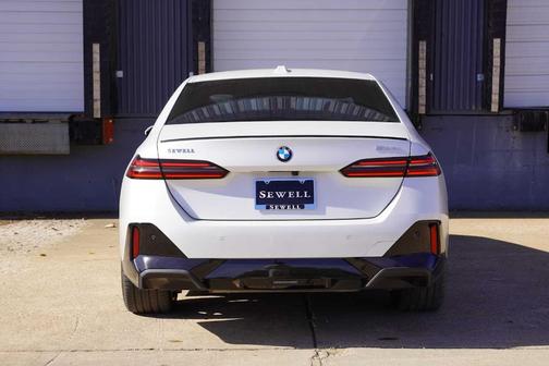 2026 BMW 530 i xDrive