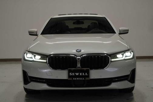 2021 BMW 540 i