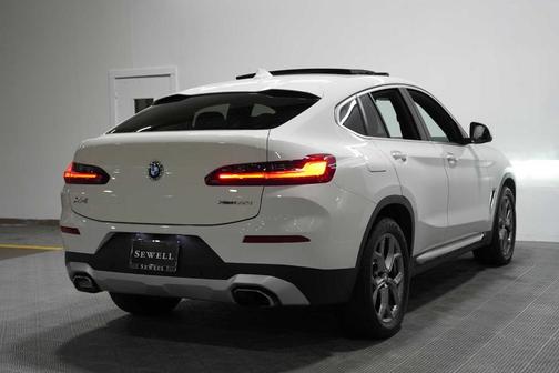 Alpine White 2022 BMW X4 xDrive30i