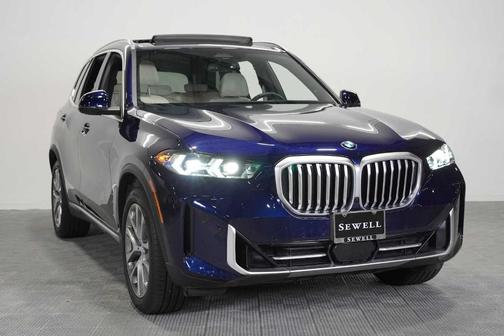 Tanzanite Blue II Metallic 2024 BMW X5 xDrive40i