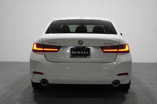 Alpine White 2026 BMW 330 i NA